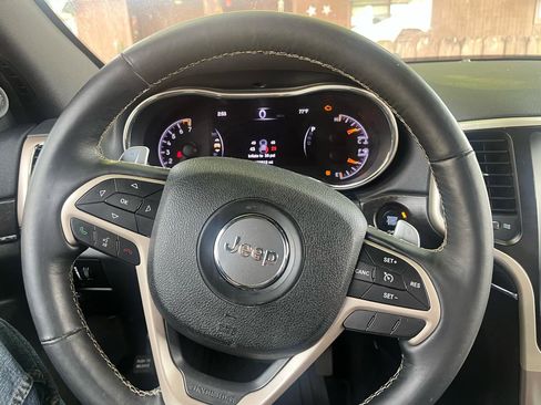 Used 2017 Jeep Grand Cherokee Limited RWD image 15