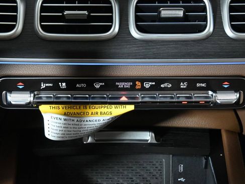 New 2026 Mercedes-Benz GLE 450 4MATIC Coupe image 21