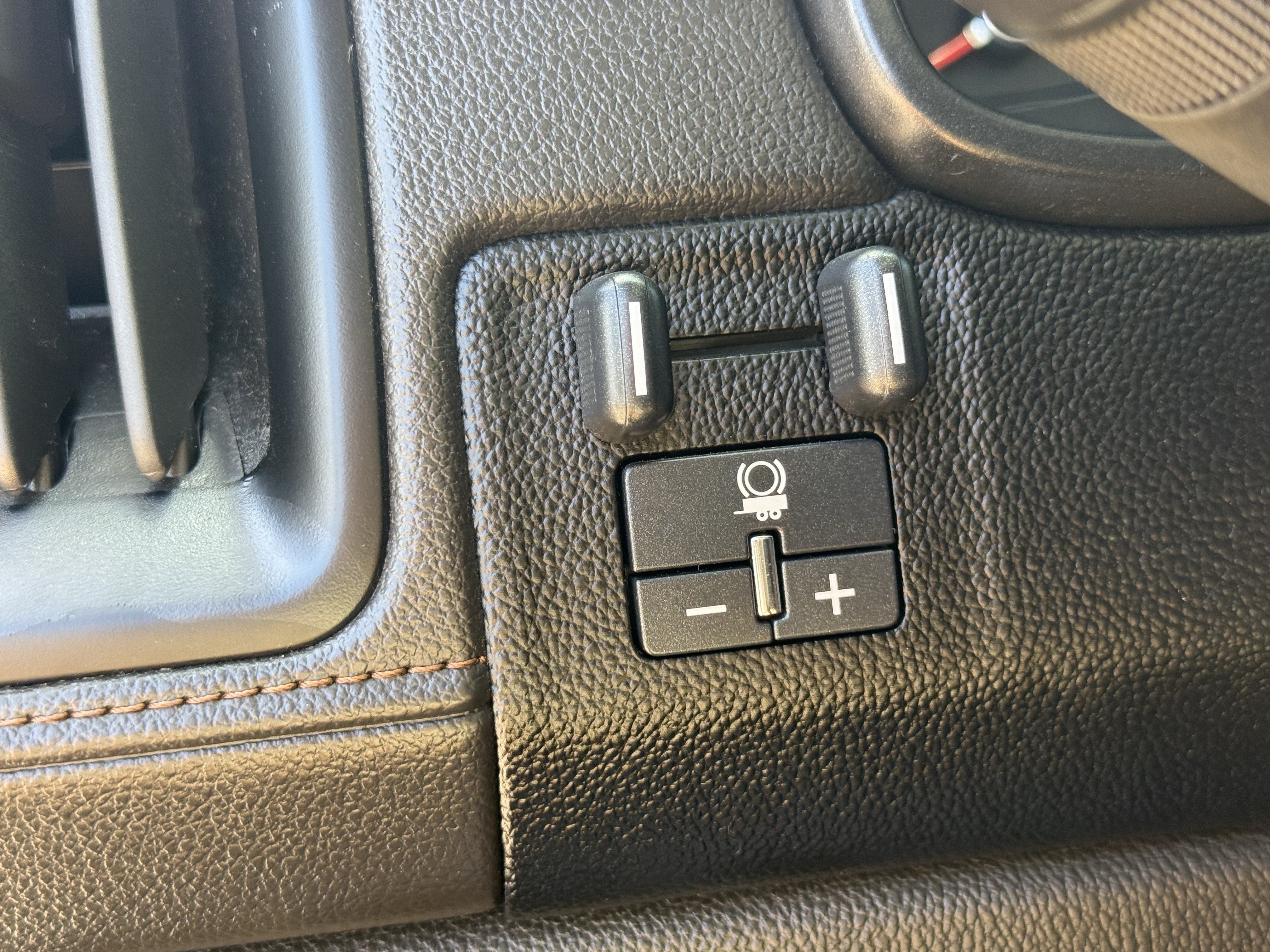 Used 2021 GMC Canyon AT4 w/ Trailering Package AWD/4WD image 25