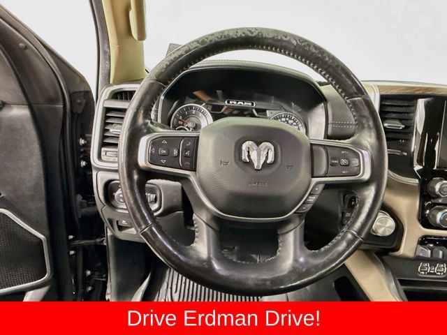 Used 2020 RAM 1500 Laramie AWD/4WD image 11