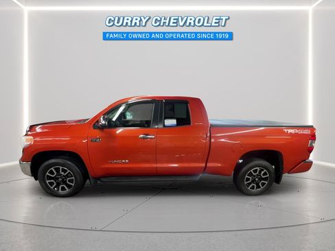 Used 2017 Toyota Tundra Limited w/ Limited Premium Package AWD/4WD image 7
