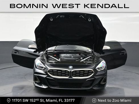 Used 2024 BMW Z4 M40i w/ Premium Package image 34