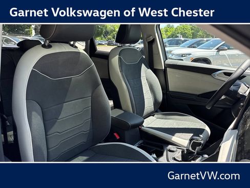 New 2026 Volkswagen Taos SE AWD/4WD image 38