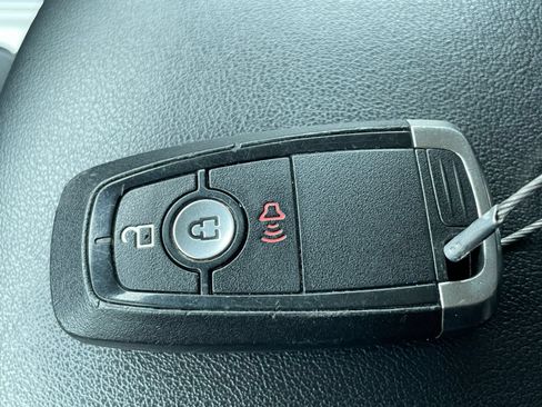 Used 2024 Ford Edge SEL AWD/4WD image 28