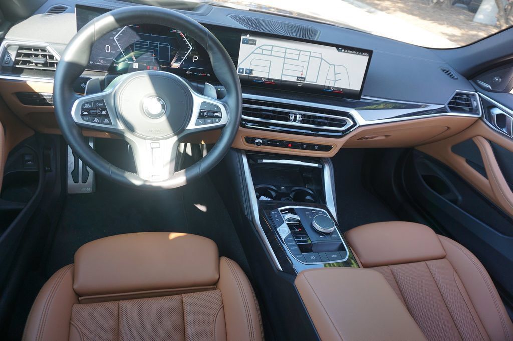 Used 2024 BMW M440i Convertible RWD image 6