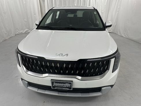 New 2026 Kia Carnival image 8