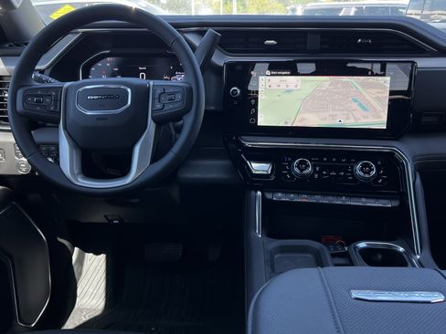 New 2025 GMC Sierra 2500 Denali w/ Technology Package image 10