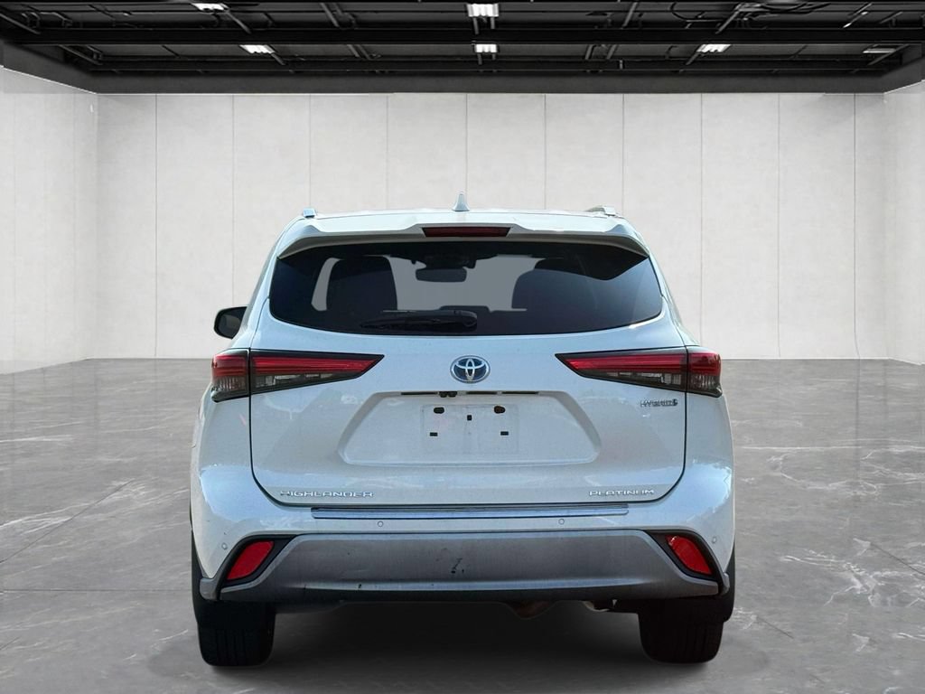 Used 2021 Toyota Highlander Platinum AWD/4WD image 6
