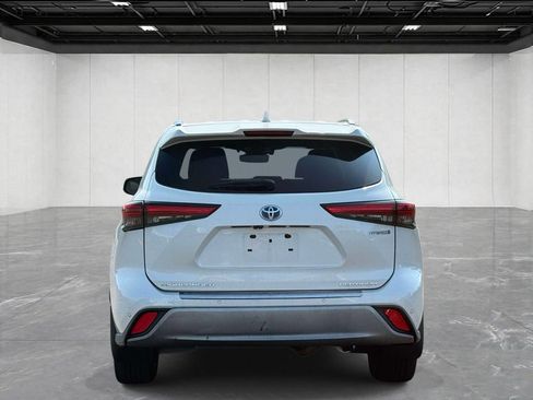 Used 2021 Toyota Highlander Platinum AWD/4WD image 6