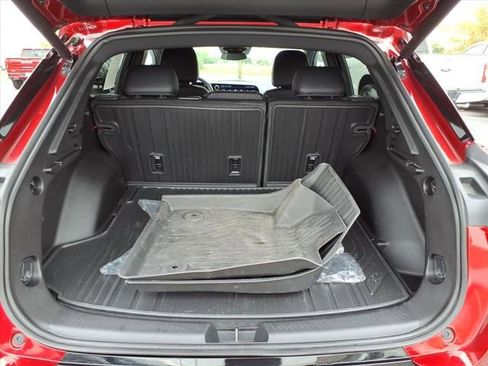 Used 2024 Chevrolet Equinox EV RS image 22