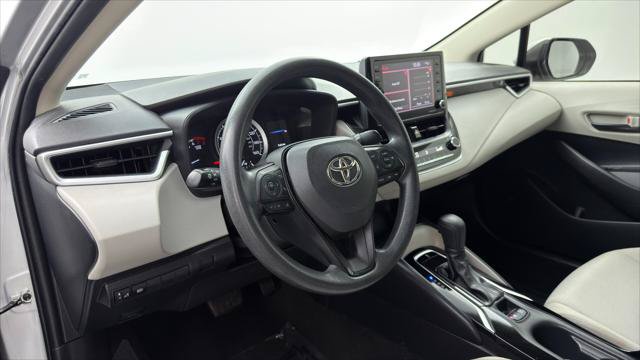 Used 2022 Toyota Corolla LE FWD image 24