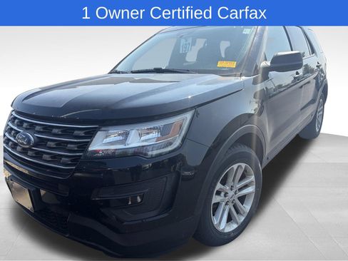 Used 2017 Ford Explorer FWD image 2