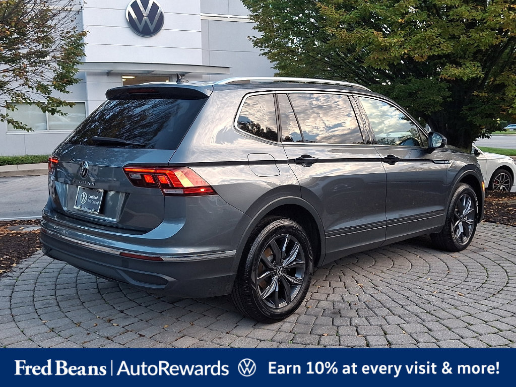Certified 2023 Volkswagen Tiguan SE w/ Panoramic Sunroof Package FWD image 7