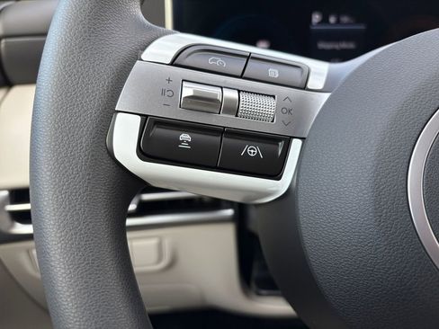 New 2026 Hyundai Tucson SEL image 17