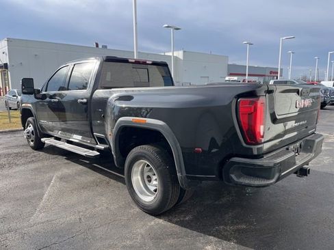 Used 2022 GMC Sierra 3500 Denali image 4