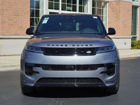 Used 2025 Land Rover Range Rover Sport Dynamic SE image 4
