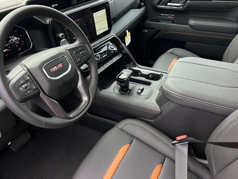 New 2026 GMC Sierra 1500 AT4 AWD/4WD image 8