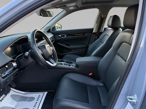 Used 2024 Honda Civic Touring image 9