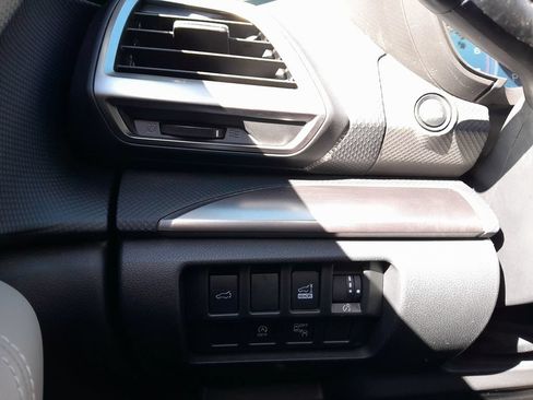 Used 2019 Subaru Forester Premium AWD/4WD image 15