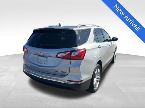 Used 2018 Chevrolet Equinox Premier image 7