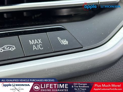 Used 2023 BMW X5 xDrive40i w/ Premium Package AWD/4WD image 29