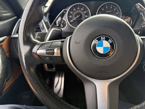 Used 2019 BMW 430i Convertible w/ M Sport Package RWD image 16
