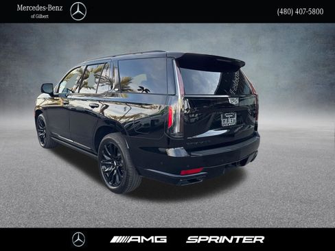 Used 2024 Cadillac Escalade Sport Platinum w/ LPO, ONYX Package AWD/4WD image 3