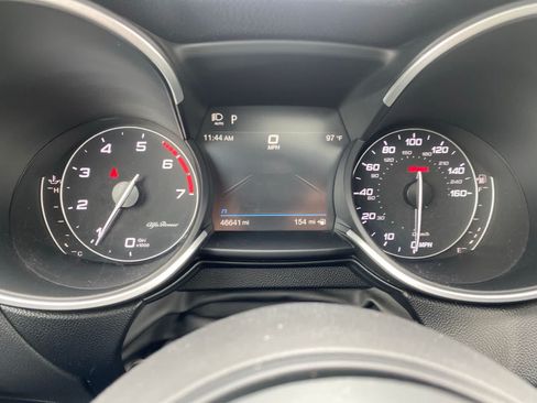 Used 2022 Alfa Romeo Stelvio Ti AWD/4WD image 14