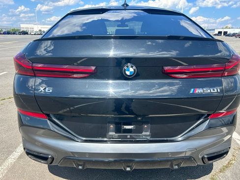 Used 2022 BMW X6 M50i w/ Premium Enhanced Package AWD/4WD image 7