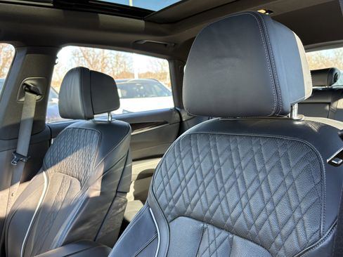 Used 2019 BMW 640i Gran Turismo xDrive 640i xDrive w/ Luxury Seating Package image 19