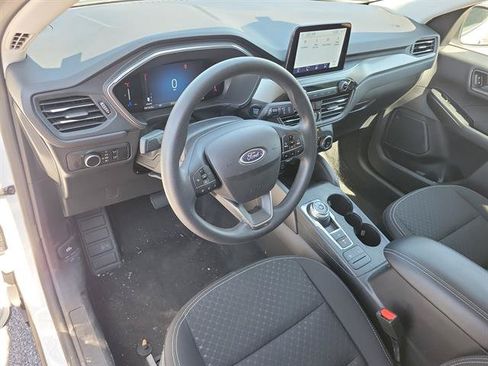 Used 2025 Ford Escape Active AWD/4WD image 8