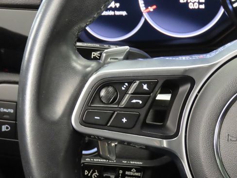 Certified 2023 Porsche Cayenne Coupe AWD/4WD image 20