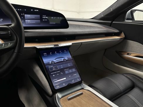 Used 2023 Lucid Air Grand Touring image 27