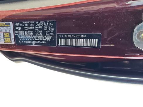 Used 2016 Kia Sedona LX w/ LX Essentials Premium Package FWD image 31