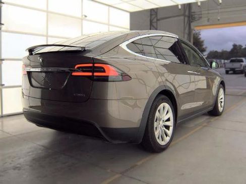 Used 2016 Tesla Model X P90D AWD/4WD image 2