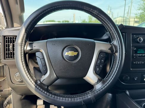 Used 2017 Chevrolet Express 3500 LT w/ LT Preferred Equipment Group RWD image 41