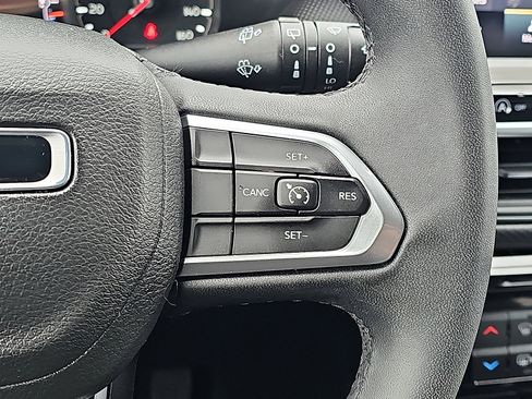 Used 2022 Jeep Compass Latitude image 22