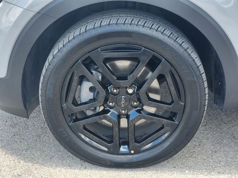 Used 2025 Kia Telluride EX X-Line AWD/4WD image 10