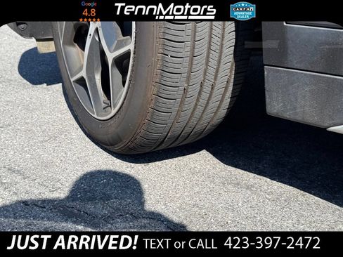 Used 2018 BMW X1 xDrive28i w/ Convenience Package AWD/4WD image 9