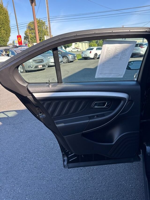Used 2015 Ford Taurus SEL w/ Equipment Group 201A AWD/4WD image 10