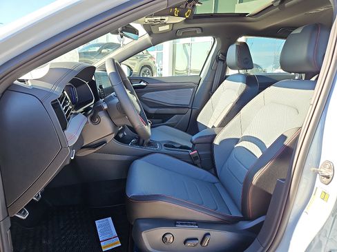 New 2026 Volkswagen Jetta GLI Autobahn image 9