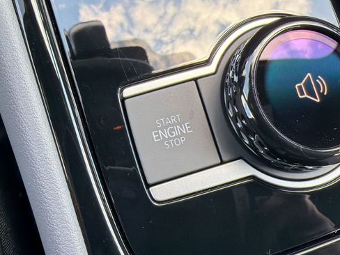 New 2026 Volkswagen Tiguan SEL R-Line AWD/4WD image 17