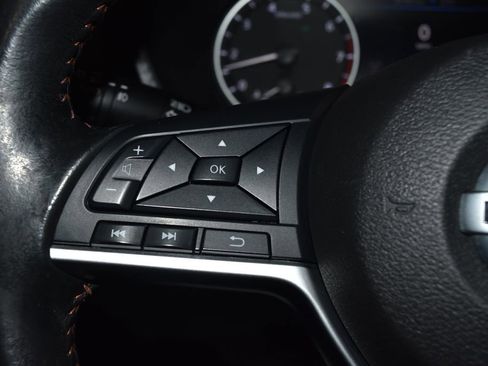 Certified 2022 Nissan Sentra SR w/ Midnight Edition image 7