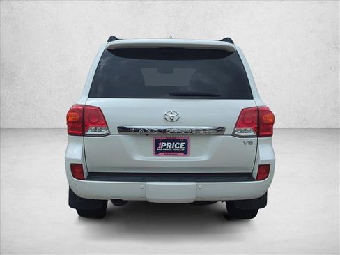 Used 2014 Toyota Land Cruiser AWD/4WD image 8