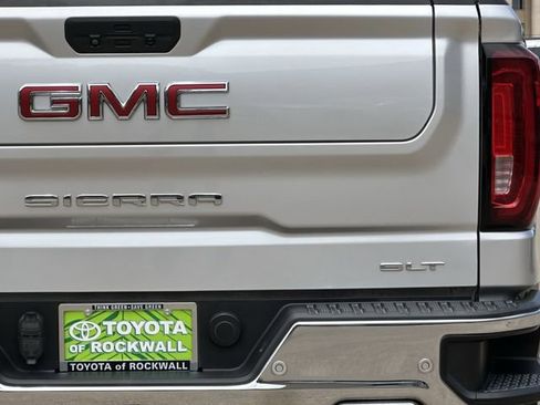 Used 2022 GMC Sierra 1500 SLT AWD/4WD image 5