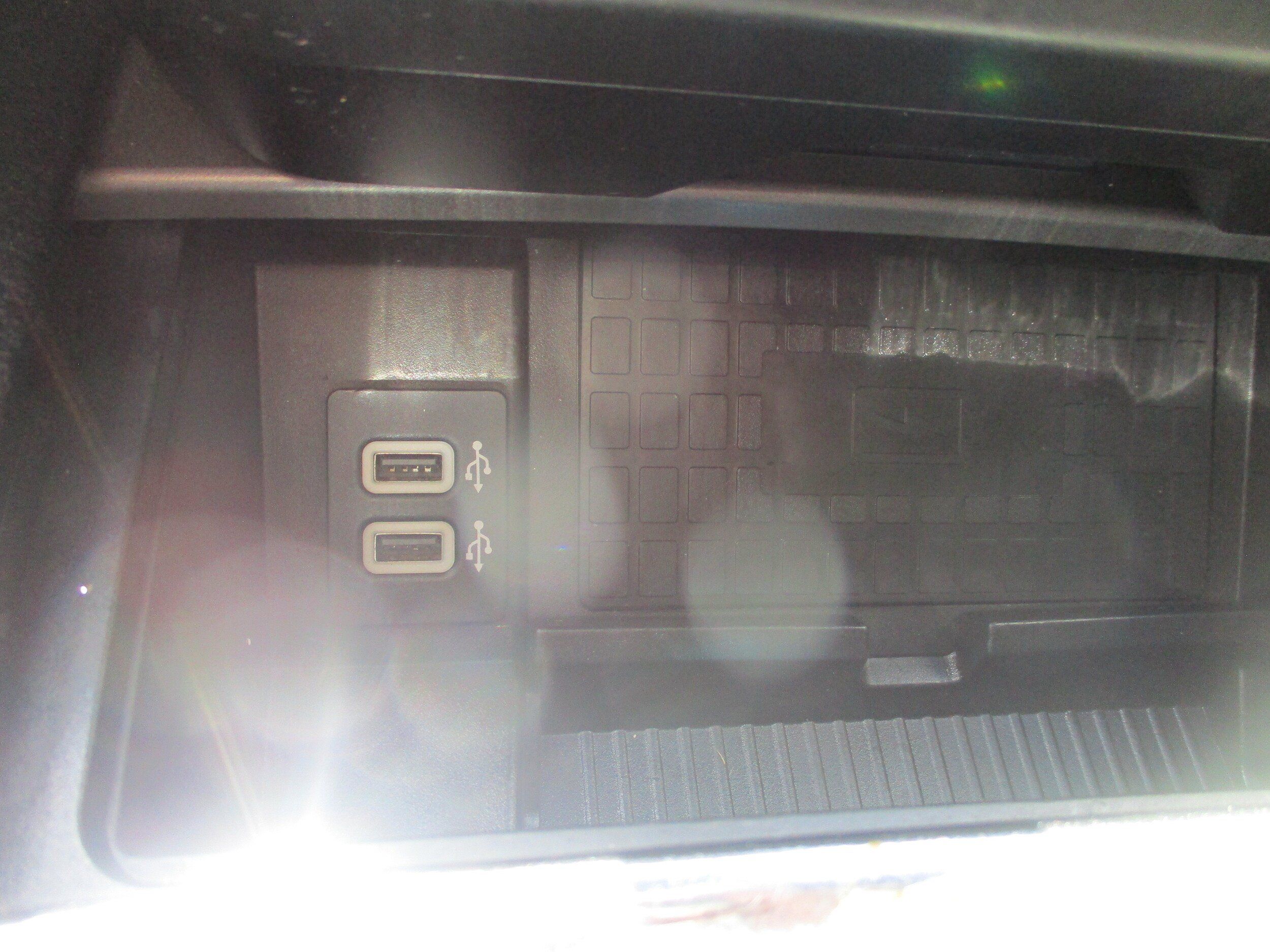 Used 2019 Ford Expedition XLT w/ Equipment Group 202A RWD image 15