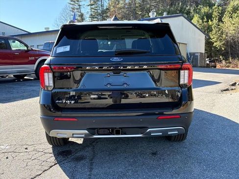 New 2026 Ford Explorer Active image 4