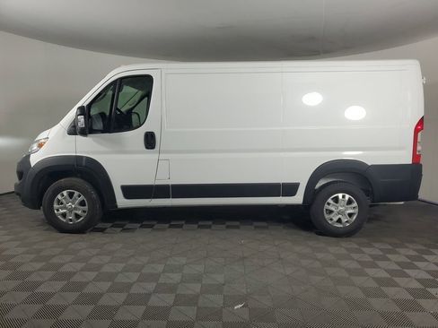 Used 2024 RAM ProMaster 2500 w/ Quick Order Package 22G SLT image 7