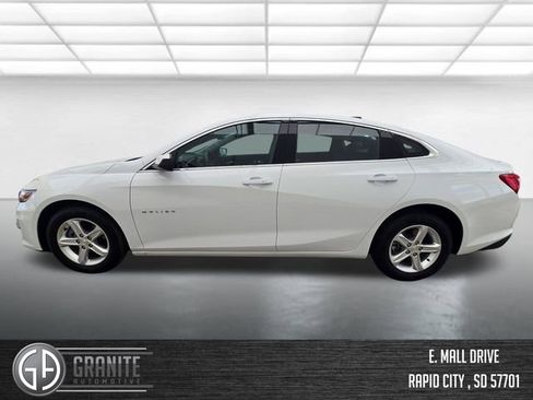 Used 2024 Chevrolet Malibu LS FWD image 3