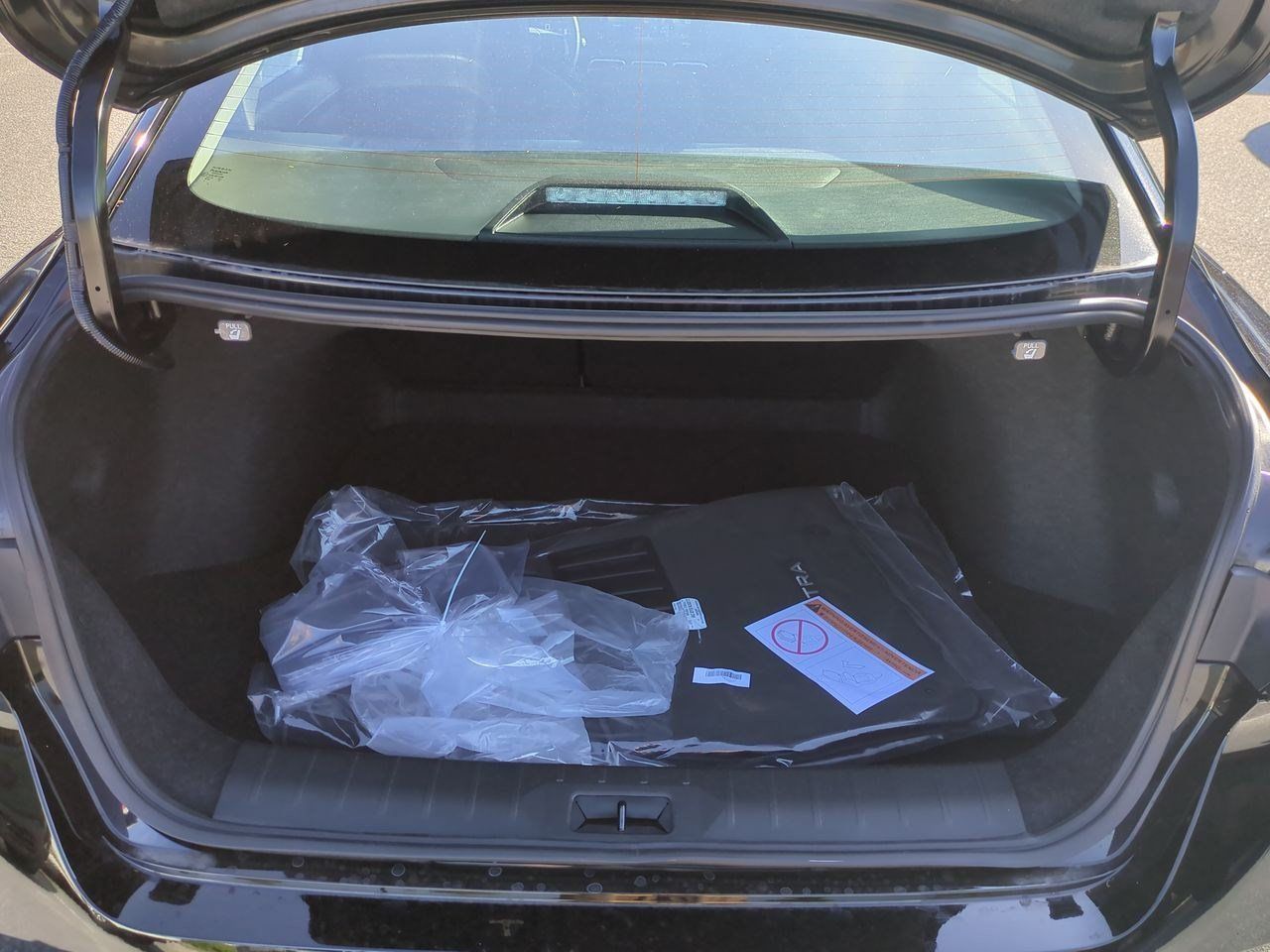 New 2026 Nissan Sentra S w/ Floor Mat Package FWD image 31